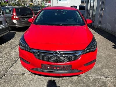 Usata Opel Astra Dynamic 105 CV (77 kW) 2016 Rosso Station wagon