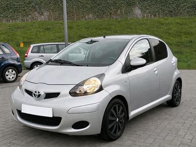 Usata Toyota Aygo 68 CV (50 kW) 2010 Grigio Utilitaria
