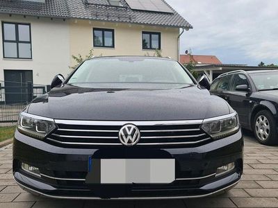 Gebraucht VW Passat Highline 150 PS (110 kW) 2018 Schwarz Kombi