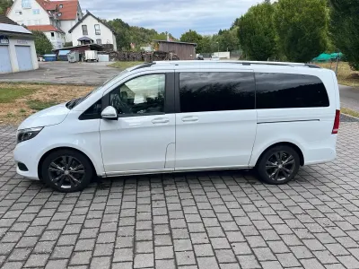 Gebraucht Mercedes V220 Avantgarde Edition 163 PS (119 kW) 2016 Weiß Van / Kleinbus
