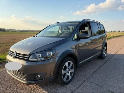 VW Touran Cross