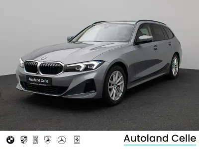 Gebraucht BMW 320 Sport Line 190 PS (139 kW) 2022 Skyscraper grau c4wschwarz Limousine