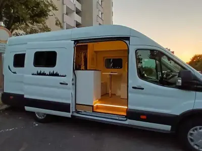 Gebraucht Ford Transit 131 PS (96 kW) 2018 Weiß Van