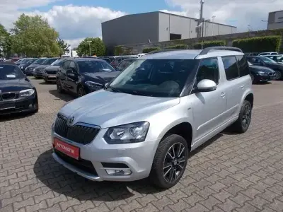Używany Skoda Yeti Drive 150 KM (110 kW) 2017 Srebrny SUV