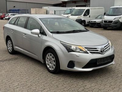 Gebraucht Toyota Avensis 132 PS (97 kW) 2013 Silber Kombi