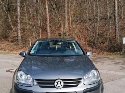 gebraucht VW Golf V mit wenig KM