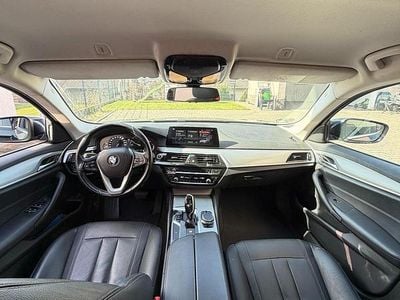 Usata BMW 520 190 CV (139 kW) 2019 Nero Station wagon