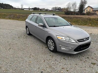 Gebraucht Ford Mondeo 164 PS (120 kW) 2013 Grau Kombi