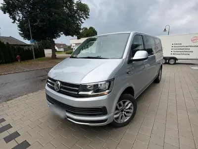 Gebraucht VW Caravelle 150 PS (110 kW) 2019 Silber Van