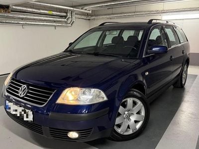 Usata VW Passat 131 CV (96 kW) 2001 Blu Station wagon
