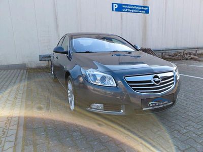 Gebraucht Opel Insignia Innovation 160 PS (117 kW) 2011 Grau Limousine