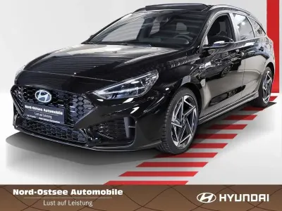 Gebraucht Hyundai i30 N Line 140 PS (102 kW) 2026 Abyss black Kombi