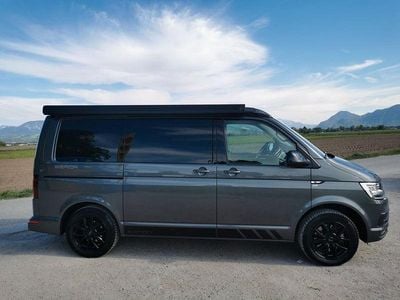 Begagnad VW California Beach 150 HK (110 kW) 2016 Grå Van