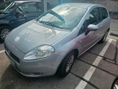 Gebraucht Fiat Grande Punto 70 PS (51 kW) 2007 Grau Kleinwagen