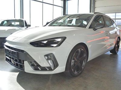 Usata Cupra Leon 150 CV (110 kW) 2025 Bianco Berlina