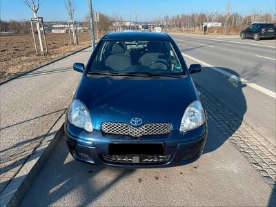 Brugt Toyota Yaris 87 HK (63 kW) 2005 Blå Hatchback