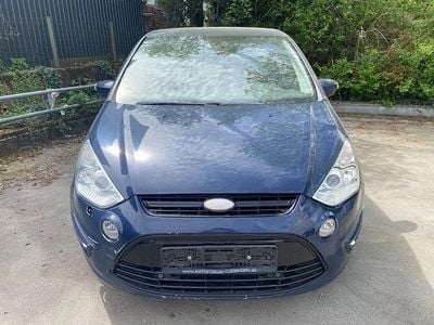 Begagnad Ford S-MAX Trend 140 HK (102 kW) 2010 Blå Minibuss