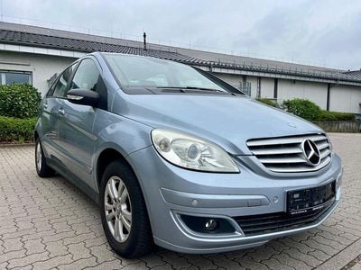 Second-hand Mercedes B170 116 CP (85 kW) 2005 Albastru Monovolum