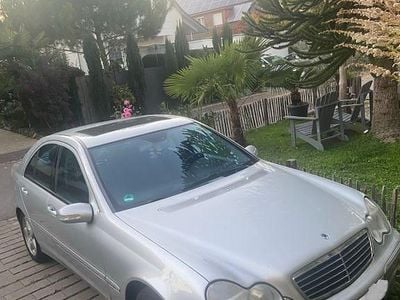 Mercedes C240