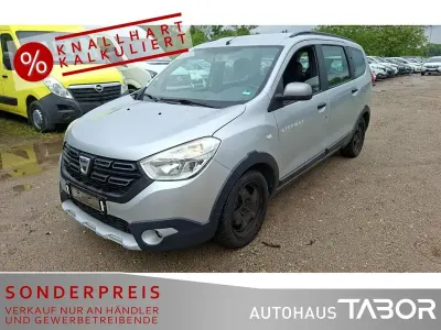 Gebraucht Dacia Lodgy Celebration 116 PS (85 kW) 2017 Platingrau Van / Kleinbus