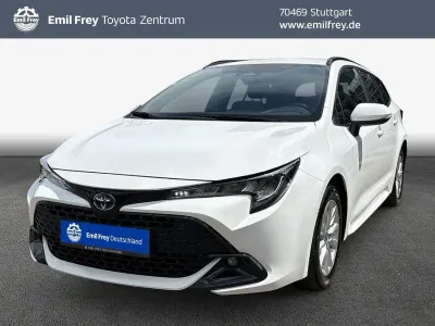 Gebraucht Toyota Corolla Business Edition 140 PS (102 kW) 2023 Super white Kombi