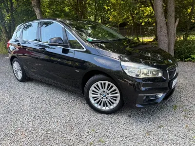 Gebraucht BMW 218 Active Tourer Luxury Line 150 PS (110 kW) 2016 Schwarz Van / Kleinbus