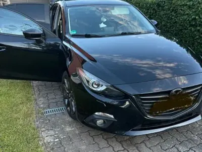 Gebraucht Mazda 3 Nakama 150 PS (110 kW) 2016 Schwarz Limousine