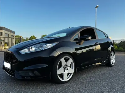 Gebraucht Ford Fiesta ST 182 PS (133 kW) 2017 Schwarz Kleinwagen