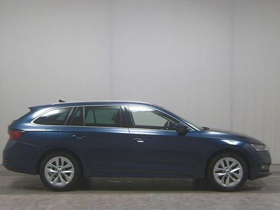 Usata Skoda Octavia Style 150 CV (110 kW) 2023 Blu Station wagon