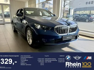 Neu BMW 520 Comfort Edition 197 PS (144 kW) 2025 Blau Limousine