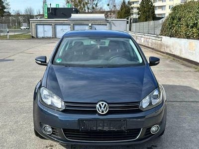 Second-hand VW Golf VI 105 CP (77 kW) 2011 Albastru Hatchback