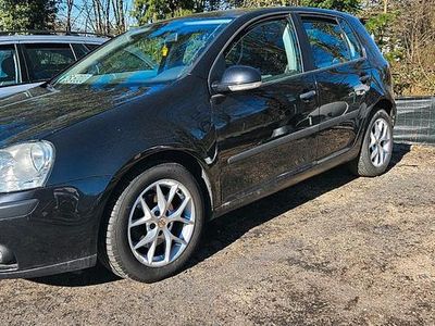 Gebraucht VW Golf V 2004 Schwarz Kleinwagen