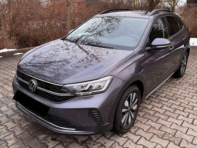 Gebraucht VW Taigo Move 95 PS (69 kW) 2024 Grau SUV