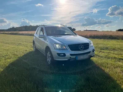 Gebraucht Mercedes ML280 190 PS (139 kW) 2006 Silber SUV