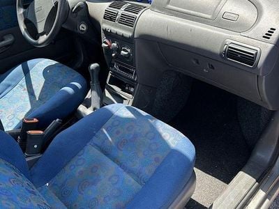 Silber Gebraucht 1999 Fiat Punto Cabriolet Cabrio | 500 €