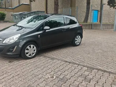Gebraucht Opel Corsa Edition 75 PS (55 kW) 2013 Grau Kleinwagen