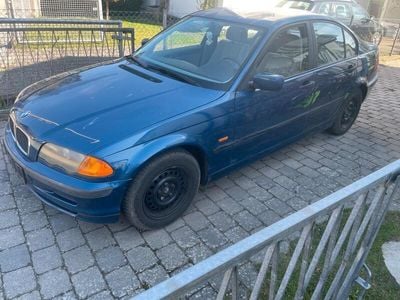 BMW 318