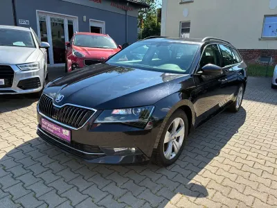 Gebraucht Skoda Superb Ambition 150 PS (110 kW) 2016 Schwarz Kombi