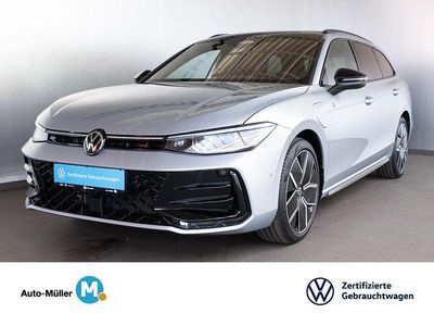 Second-hand VW Passat R-line 175 CP (128 kW) 2025 Argintiu Break