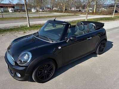 Begagnad Mini One Cabriolet 90 HK (66 kW) 2012 Svart Cab