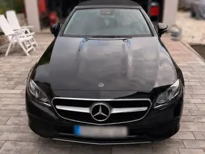 Gebraucht Mercedes E220 194 PS (142 kW) 2019 Schwarz Cabrio