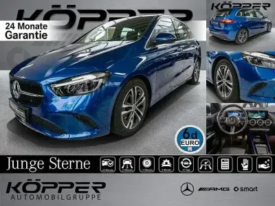 Gebraucht Mercedes B220 Advanced Plus 190 PS (139 kW) 2024 Blau Van / Kleinbus