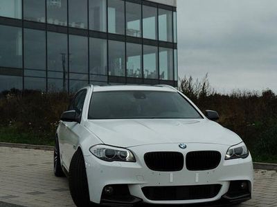 Gebraucht BMW 525 M Sport 218 PS (160 kW) 2011 Weiß Kombi