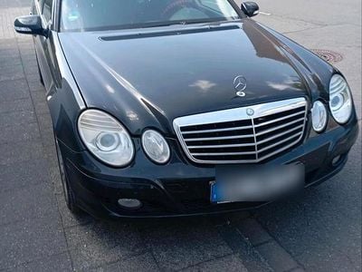 Mercedes E220