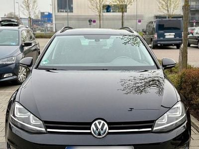 Usata VW Golf VII Cup 110 CV (80 kW) 2015 Nero Station wagon