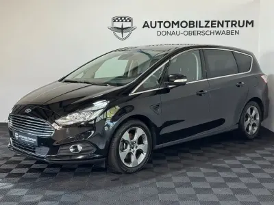 Gebraucht Ford S-MAX Titanium 179 PS (131 kW) 2016 Schwarz Van / Kleinbus