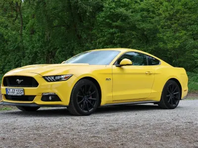 Gebraucht Ford Mustang GT 421 PS (309 kW) 2017 Gelb