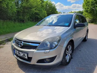 Gebraucht Opel Astra Innovation 90 PS (66 kW) 2009 Kombi