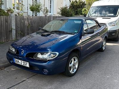 Gebraucht Renault Mégane 107 PS (78 kW) 1997 Blau Cabrio