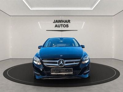 Schwarz Gebraucht 2017 Mercedes 180 Limousine | 13.990 € (Superpreis)